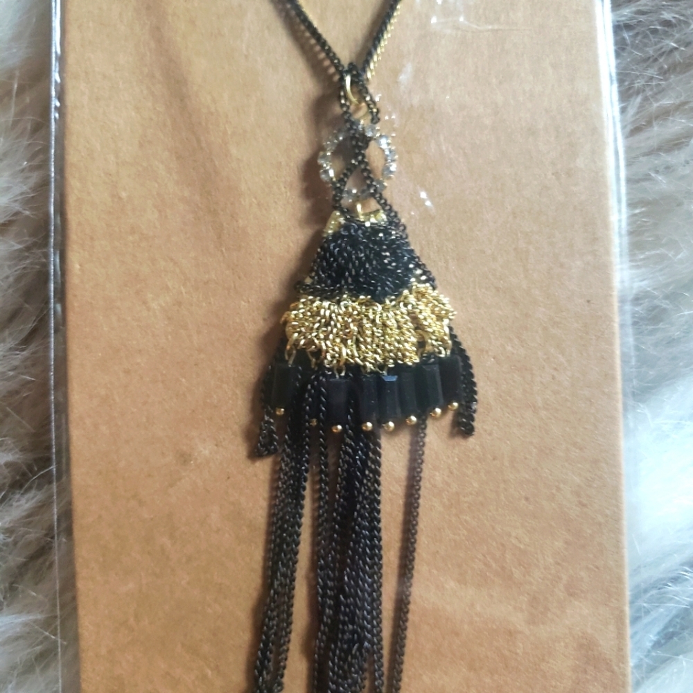 New: Shiraleah Black Sloan Necklace